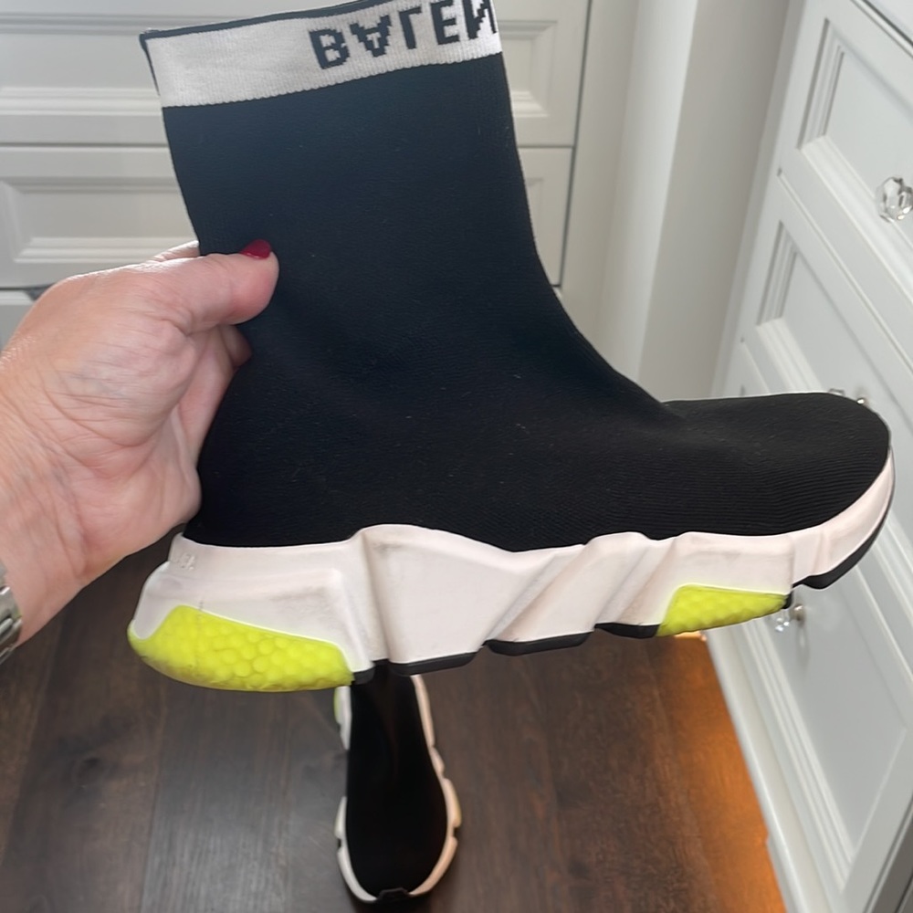 Balenciaga shoes - Picture 4 of 15